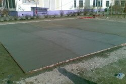 Заливка бетонной площадки