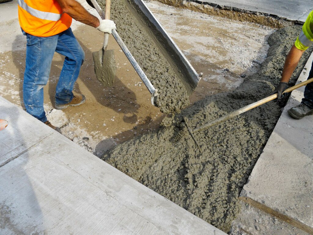 Замешивание бетона